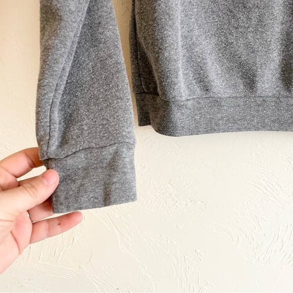 BOW & DRAPE Gray Carb Dashian Sequin Applique Pullover Sweatshirt Medium - Picture 5 of 7